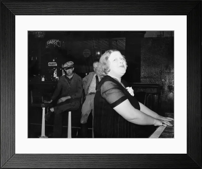 Framed Print : Mildred Irwin, entertainer in saloon at North Platte, Nebras Framed Print : Mildred Irwin, entertainer in saloon at North Platte, Nebras