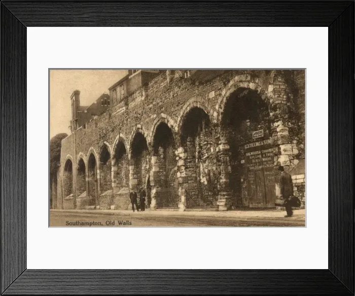 Framed Print : Old Walls - Southampton, Hampshire Framed Print : Old Walls - Southampton, Hampshire