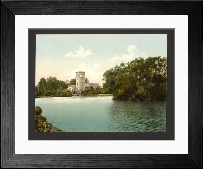 Framed Print : Peterhof Pavilion Samsonsky, St. Petersburg, Russia Framed Print : Peterhof Pavilion Samsonsky, St. Petersburg, Russia