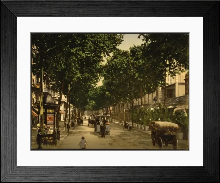Framed Print : Avenue de la Gare, Nice, Riviera Framed Print : Avenue de la Gare, Nice, Riviera