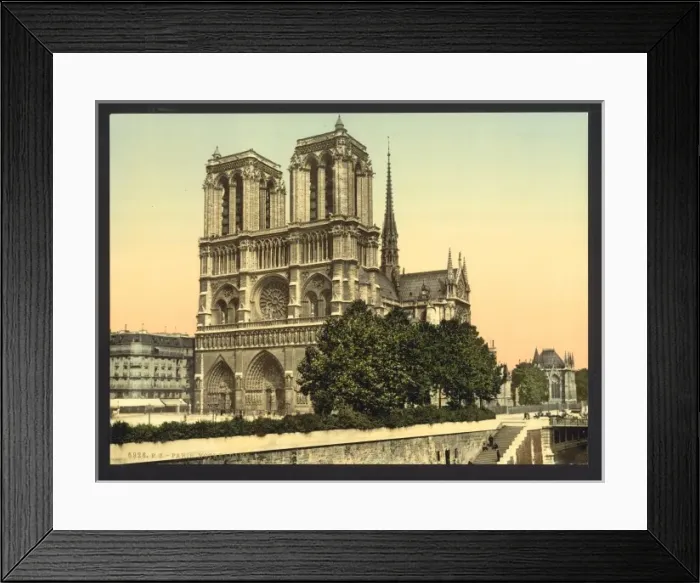Framed Print : Notre Dame, Paris, France Framed Print : Notre Dame, Paris, France