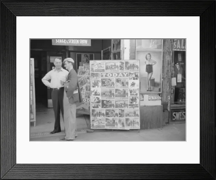 Framed Print : South State Street. Chicago, Illinois Framed Print : South State Street. Chicago, Illinois