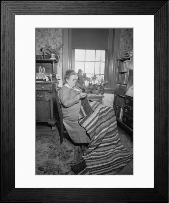 Framed Print : Westmoreland homesteader wearing dress of cloth woven hersel Framed Print : Westmoreland homesteader wearing dress of cloth woven hersel