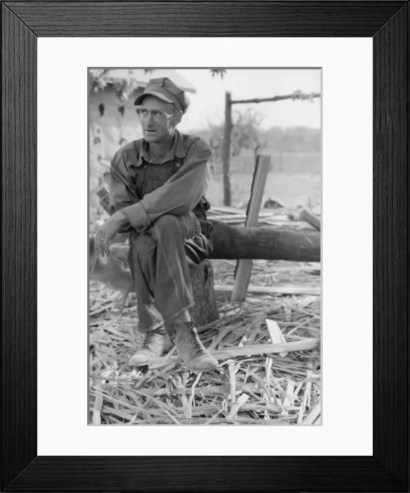 Framed Print : Untitled. Date between 1935 and 1942 Framed Print : Untitled. Date between 1935 and 1942