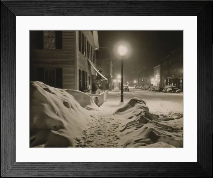 Framed Print : Center of town. Woodstock, Vermont. Snowy night Framed Print : Center of town. Woodstock, Vermont. Snowy night
