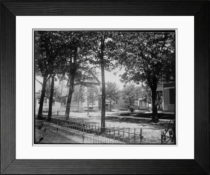 Framed Print : The Wright home, 7 Hawthorn Street; Dayton, Ohio Framed Print : The Wright home, 7 Hawthorn Street; Dayton, Ohio