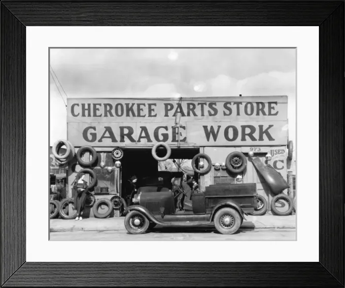 Framed Print : Auto parts shop. Atlanta, Georgia Framed Print : Auto parts shop. Atlanta, Georgia
