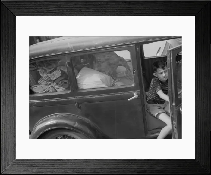 Framed Print : Untitled. Date between 1935 and 1942 Framed Print : Untitled. Date between 1935 and 1942