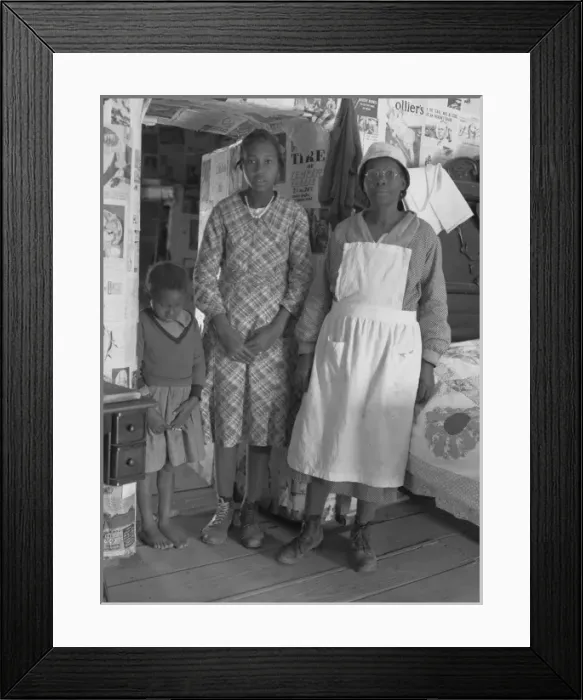 Framed Print : Inhabitants of Gees Bend, Alabama Framed Print : Inhabitants of Gees Bend, Alabama
