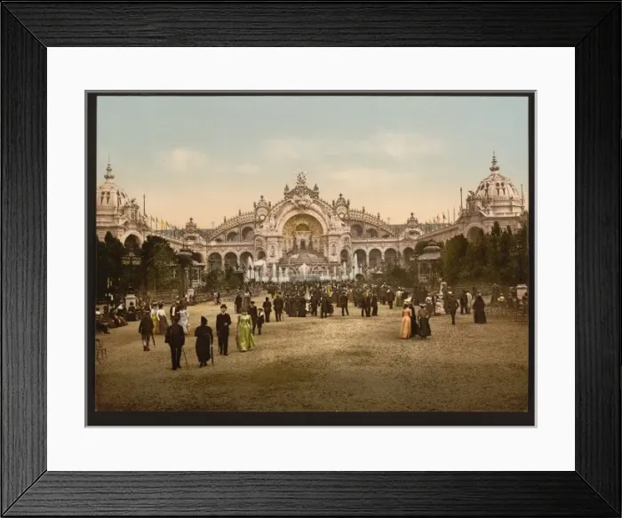 Framed Print : Le Chateau d eau and plaza, Exposition Universal, 1900, Pari Framed Print : Le Chateau d eau and plaza, Exposition Universal, 1900, Pari