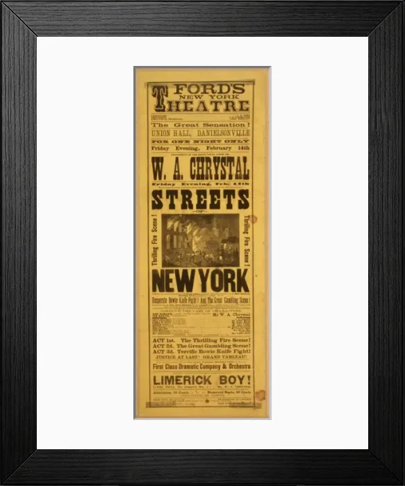 Framed Print : Streets of New York thrilling fire scene Framed Print : Streets of New York thrilling fire scene