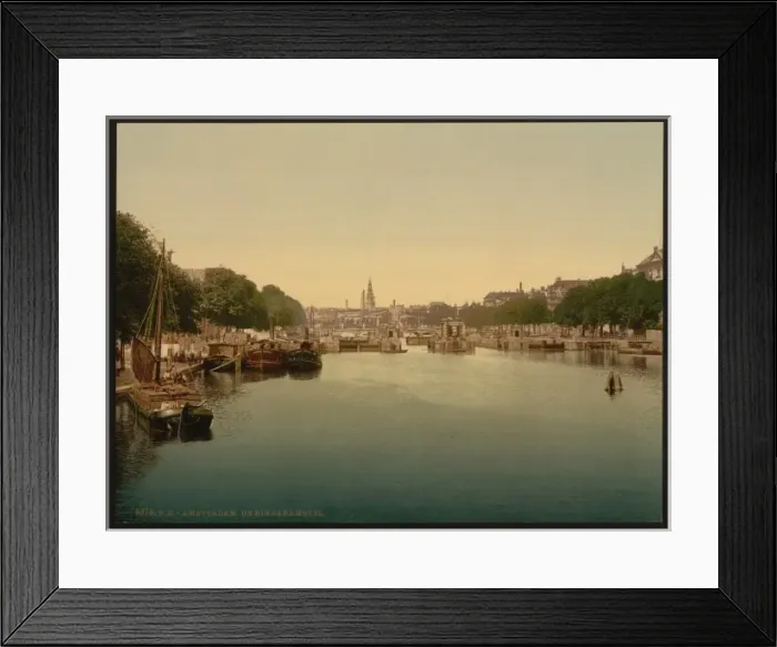 Framed Print : The Binnen Amstel (inner Amstel), Amsterdam, Holland Framed Print : The Binnen Amstel (inner Amstel), Amsterdam, Holland