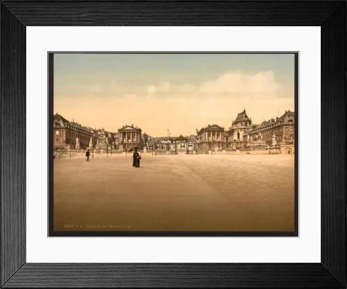 Framed Print : The palace, exterior, Versailles, France Framed Print : The palace, exterior, Versailles, France