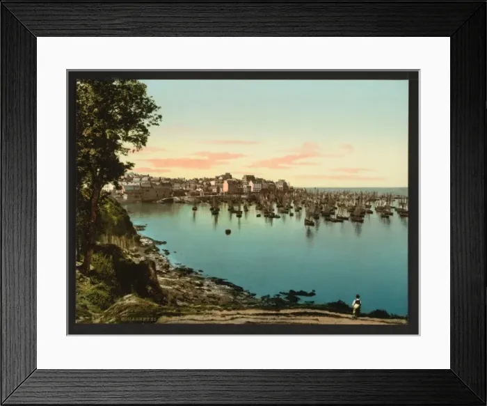 Framed Print : General view of the harbor, Douarnenez, France Framed Print : General view of the harbor, Douarnenez, France