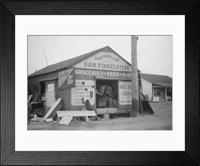 Framed Print : Untitled. Date between 1935 and 1942 Framed Print : Untitled. Date between 1935 and 1942