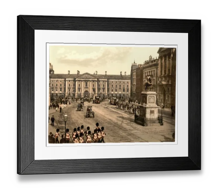 Framed Print : College Green, Dublin. County Dublin, Ireland Framed Print : College Green, Dublin. County Dublin, Ireland