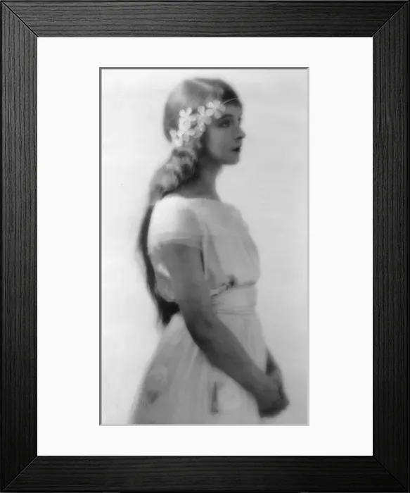 Framed Print : Lillian Gish Framed Print : Lillian Gish
