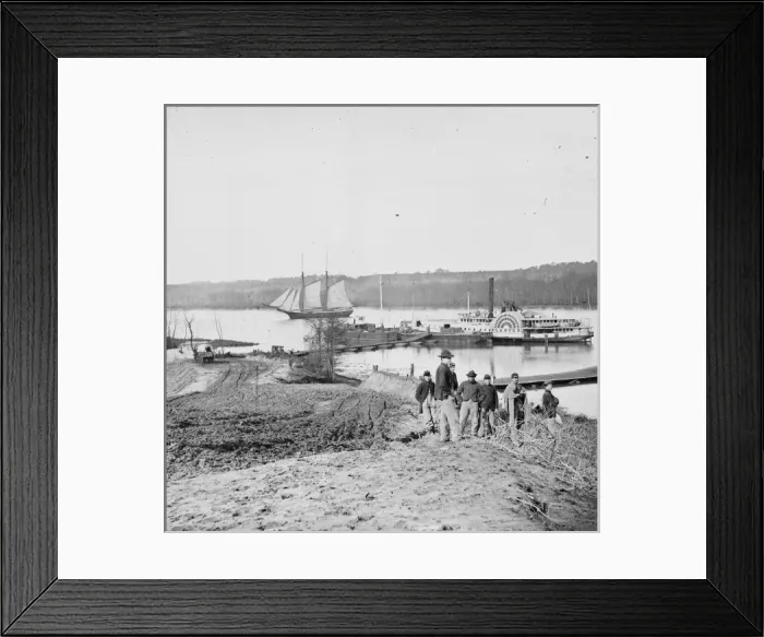 Framed Print : City Point, Va. vicinity. Medical supply boat Planter at Ge Framed Print : City Point, Va. vicinity. Medical supply boat Planter at Ge