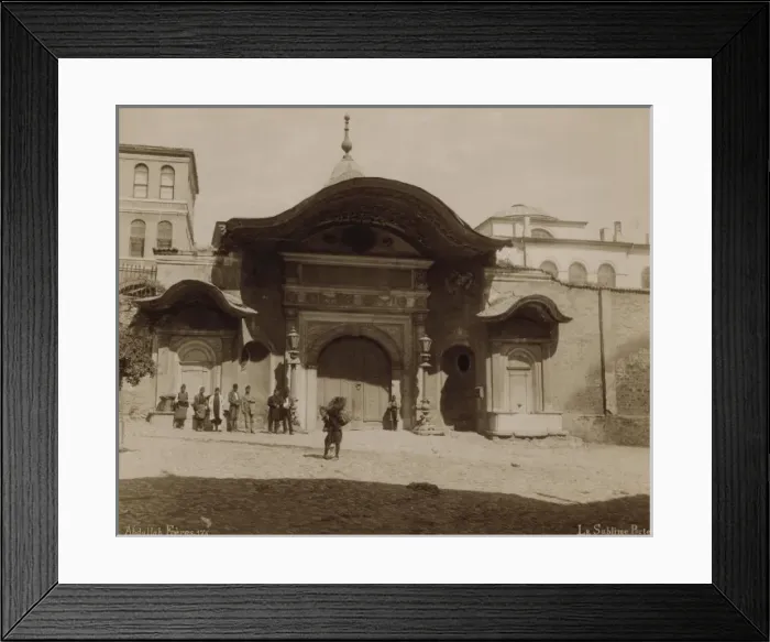 Framed Print : La Sublime Porte Framed Print : La Sublime Porte