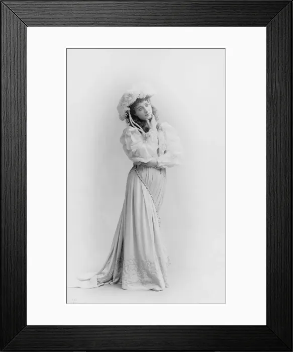 Framed Print : Julia Marlowe, full-length portrait, standing, facing right Framed Print : Julia Marlowe, full-length portrait, standing, facing right