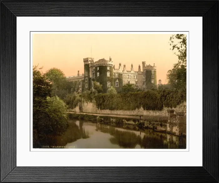 Framed Print : Kilkenny Castle. County Kilkenny, Ireland Framed Print : Kilkenny Castle. County Kilkenny, Ireland