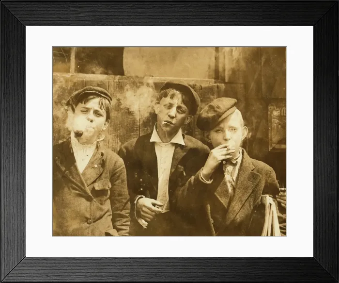 Framed Print : 11: 00 A. M. Monday, May 9th, 1910. Newsies at Skeeters Bra Framed Print : 11: 00 A. M. Monday, May 9th, 1910. Newsies at Skeeters Bra