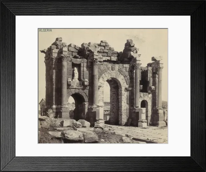 Framed Print : Timgad - Arch of Triumph de Trajan cote nord ouest Framed Print : Timgad - Arch of Triumph de Trajan cote nord ouest