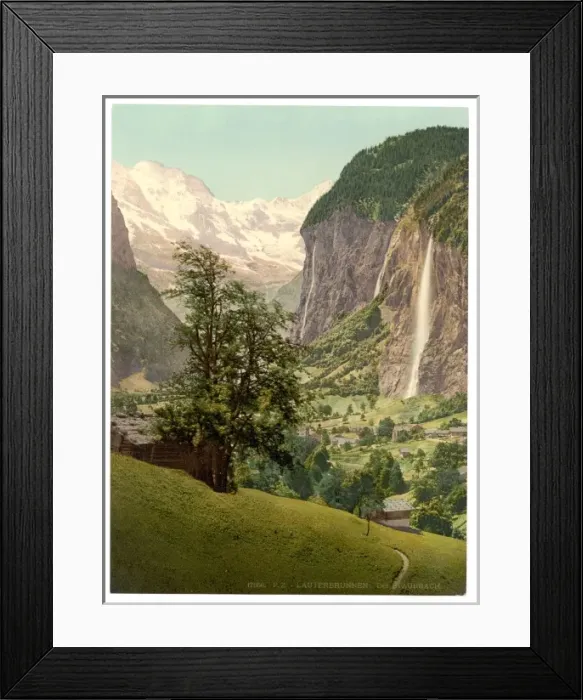 Framed Print : Lauterbrunnen Valley with Staubbach Waterfall, Bernese Oberl Framed Print : Lauterbrunnen Valley with Staubbach Waterfall, Bernese Oberl