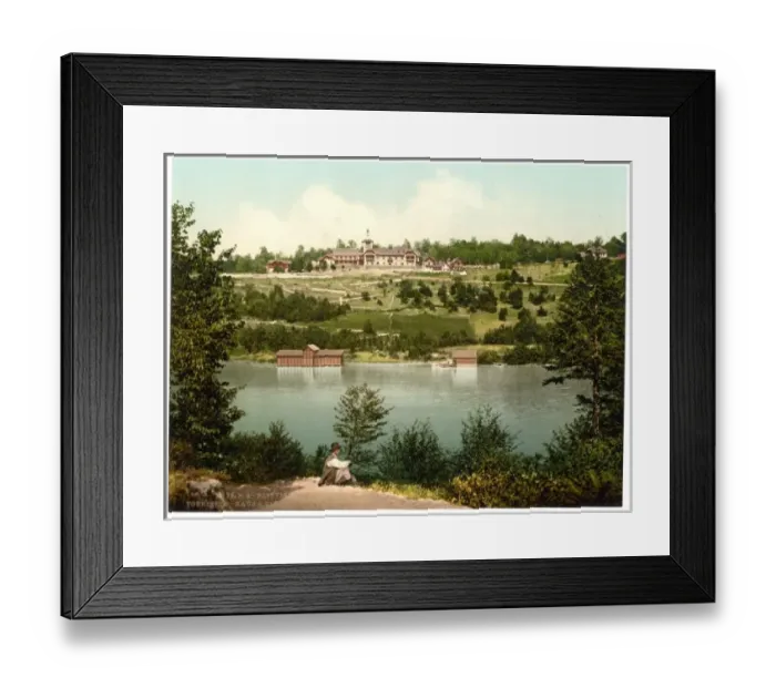 Framed Print : Pletvicerseen (i. e. Plitvice Lakes), tourists rest and hot Framed Print : Pletvicerseen (i. e. Plitvice Lakes), tourists rest and hot