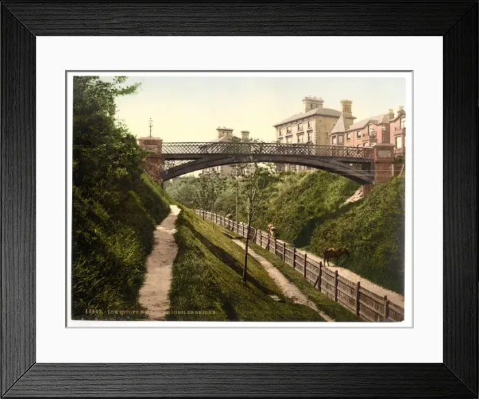 Framed Print : Belle Vue, Jubilee Bridge, Lowestoft, England Framed Print : Belle Vue, Jubilee Bridge, Lowestoft, England