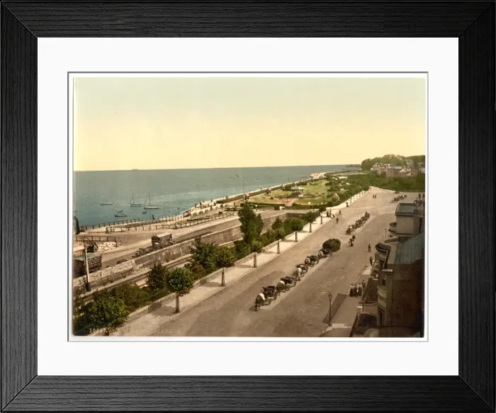 Framed Print : Ryde, the esplanade, Isle of Wight, England Framed Print : Ryde, the esplanade, Isle of Wight, England
