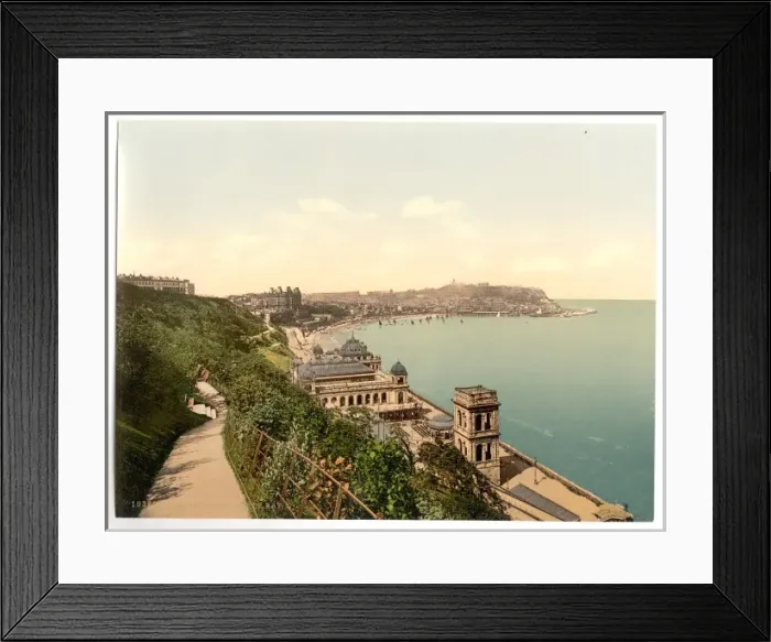 Framed Print : Scarborough, South Bay, Yorkshire, England Framed Print : Scarborough, South Bay, Yorkshire, England