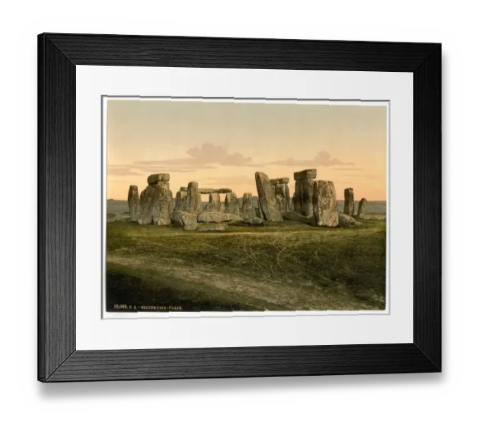 Framed Print : Stonehenge, Salisbury, England Framed Print : Stonehenge, Salisbury, England