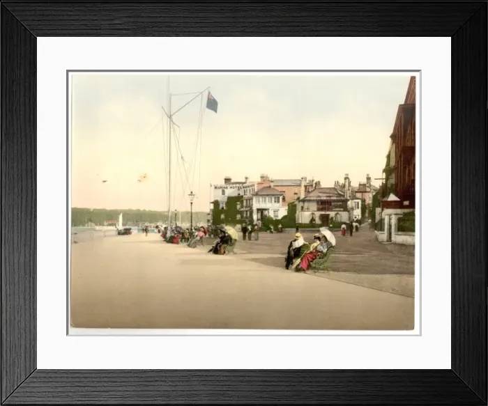 Framed Print : Cowes, marine parade (i. e. promenade), Isle of Wight, Engla Framed Print : Cowes, marine parade (i. e. promenade), Isle of Wight, Engla