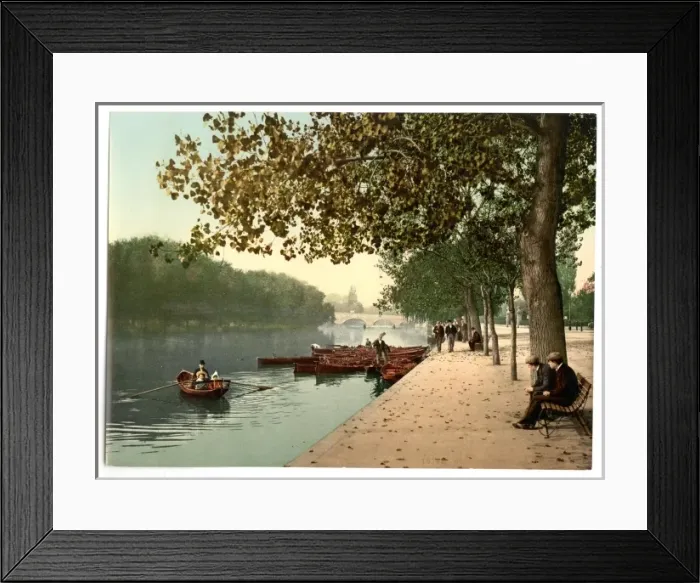 Framed Print : Bridge and Promenade, Bedford, England Framed Print : Bridge and Promenade, Bedford, England