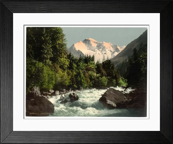 Framed Print : Jungfrau and Zweilutschine, Bernese Oberland, Switzerland Framed Print : Jungfrau and Zweilutschine, Bernese Oberland, Switzerland