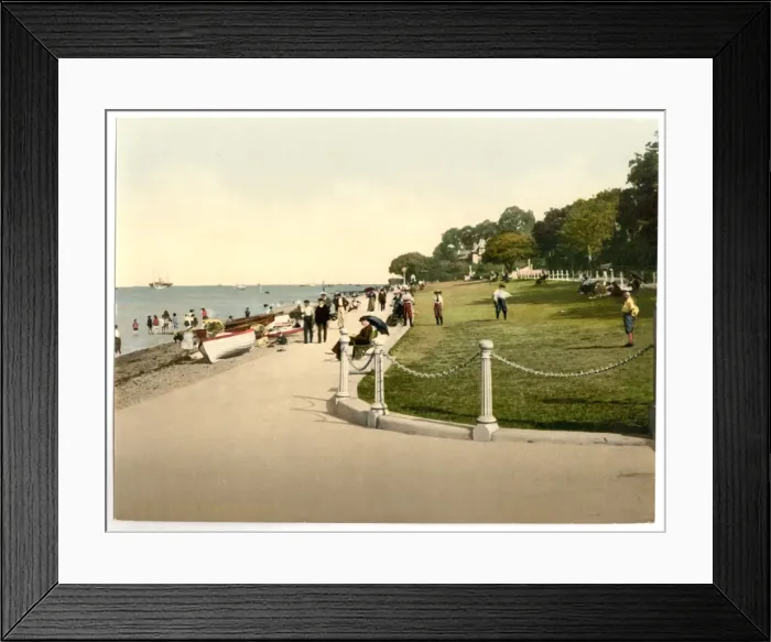 Framed Print : Cowes, the green, II. Isle of Wight, England Framed Print : Cowes, the green, II. Isle of Wight, England