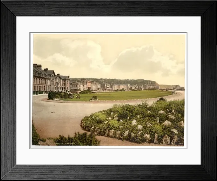 Framed Print : The den, Teignmouth, England Framed Print : The den, Teignmouth, England