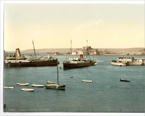 Jersey, arrival of boats, St. Heliers, Channel Islands, Engl