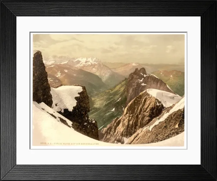 Framed Print : Titlis, view of the Alps, Bernese Oberland, Switzerland Framed Print : Titlis, view of the Alps, Bernese Oberland, Switzerland