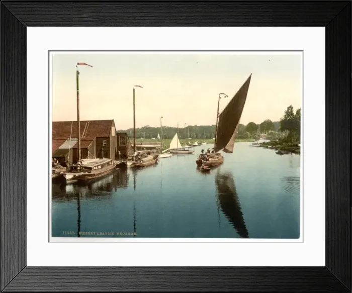 Framed Print : Wherry leaving Wroxham, England Framed Print : Wherry leaving Wroxham, England