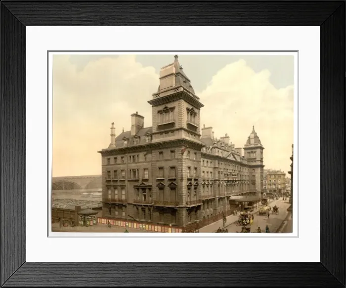Framed Print : Paddington, Great Western Hotel, London and suburbs, England Framed Print : Paddington, Great Western Hotel, London and suburbs, England