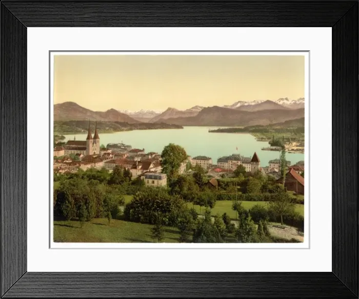 Framed Print : Lucerne, Lake Lucerne, Switzerland Framed Print : Lucerne, Lake Lucerne, Switzerland