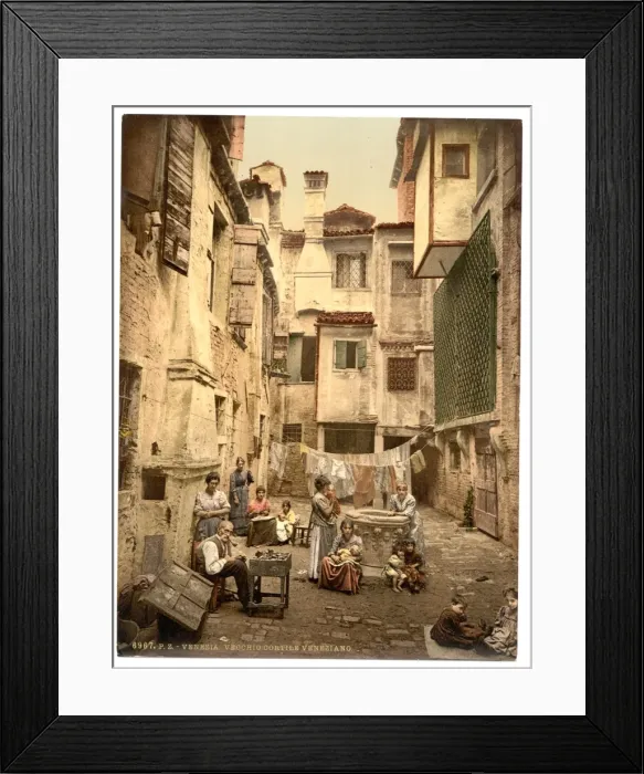 Framed Print : Old Venetian courtyard, Venice, Italy Framed Print : Old Venetian courtyard, Venice, Italy