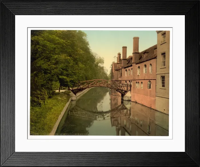 Framed Print : Queens College Bridge, Cambridge, England Framed Print : Queens College Bridge, Cambridge, England