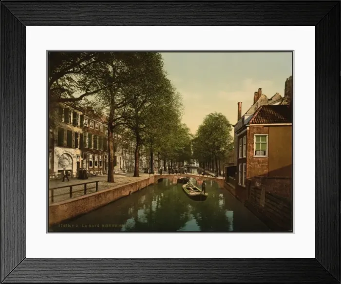 Framed Print : The New Uitleg (canal), Hague, Holland Framed Print : The New Uitleg (canal), Hague, Holland