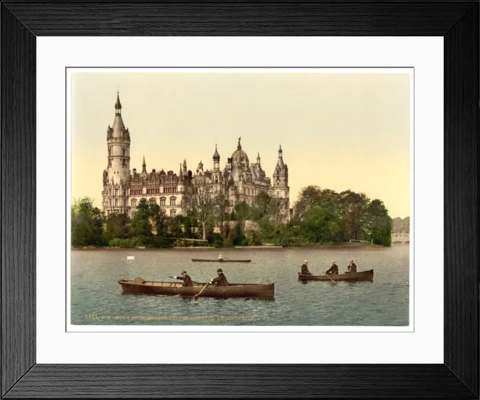 Framed Print : The ducal castle, southeast side, Schwerin, Mecklenburg-Schw Framed Print : The ducal castle, southeast side, Schwerin, Mecklenburg-Schw