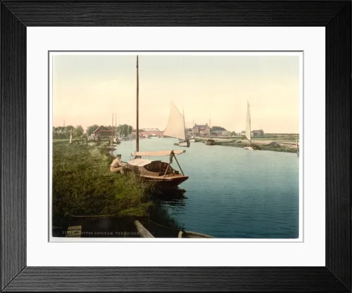 Framed Print : The bridge, Potter Heigham, England Framed Print : The bridge, Potter Heigham, England