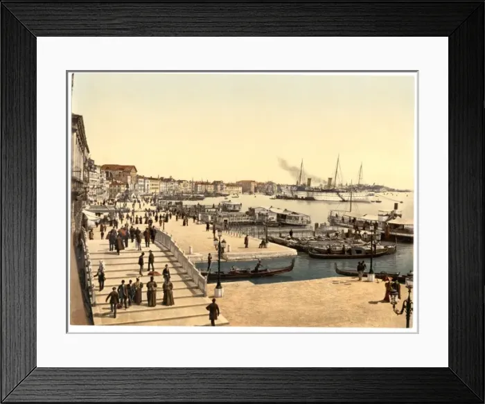 Framed Print : Venice harbor and Palazzo dei Dogi, Venice, Italy Framed Print : Venice harbor and Palazzo dei Dogi, Venice, Italy
