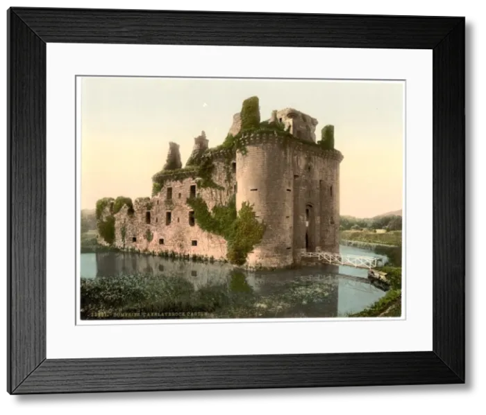 Framed Print : Caerlaverock Castle, Dumfries, Scotland Framed Print : Caerlaverock Castle, Dumfries, Scotland